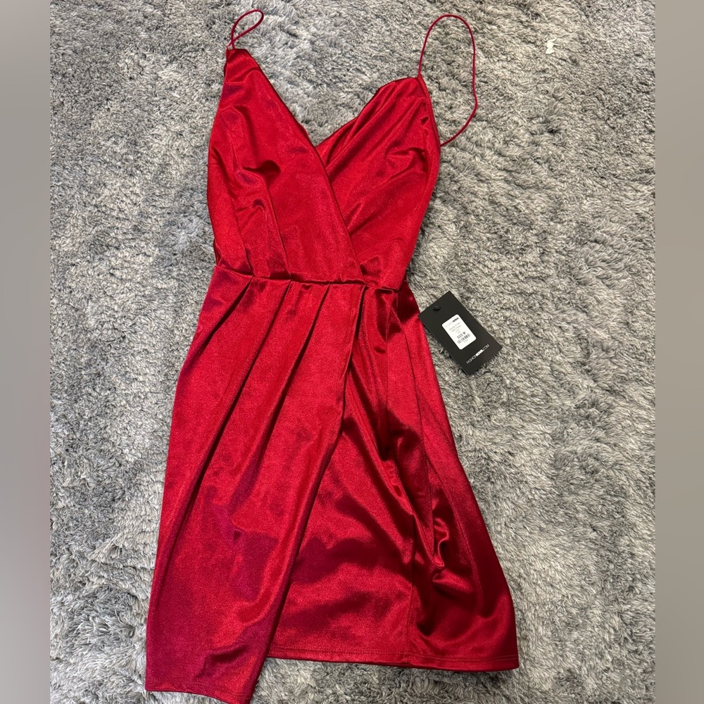 Women’s Size M Red/Wine color dress ❤️